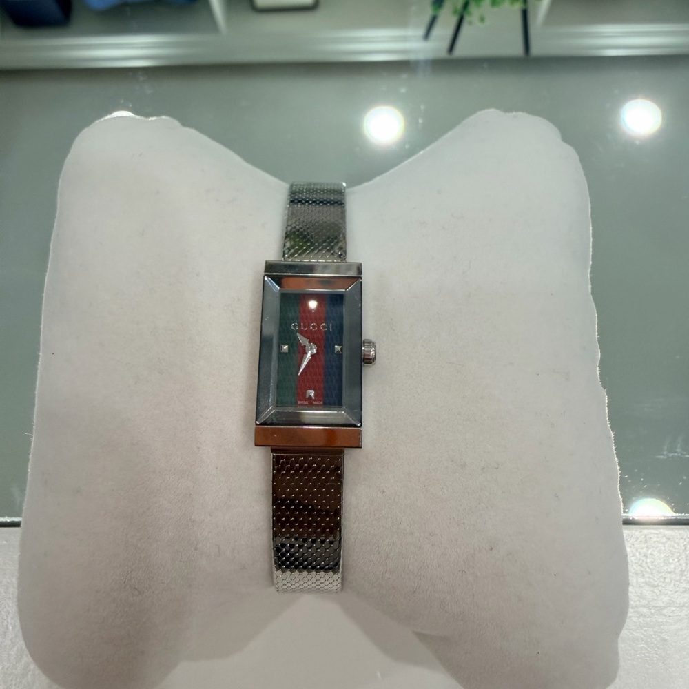 Gucci Red Dial Silver Band Watch